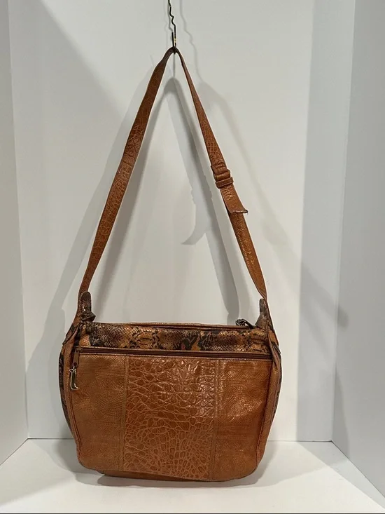 Sharif Studio Leather Crossbody/Hobo Bag - Picture 2 of 6